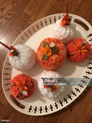 Chenille pumpkins from open source