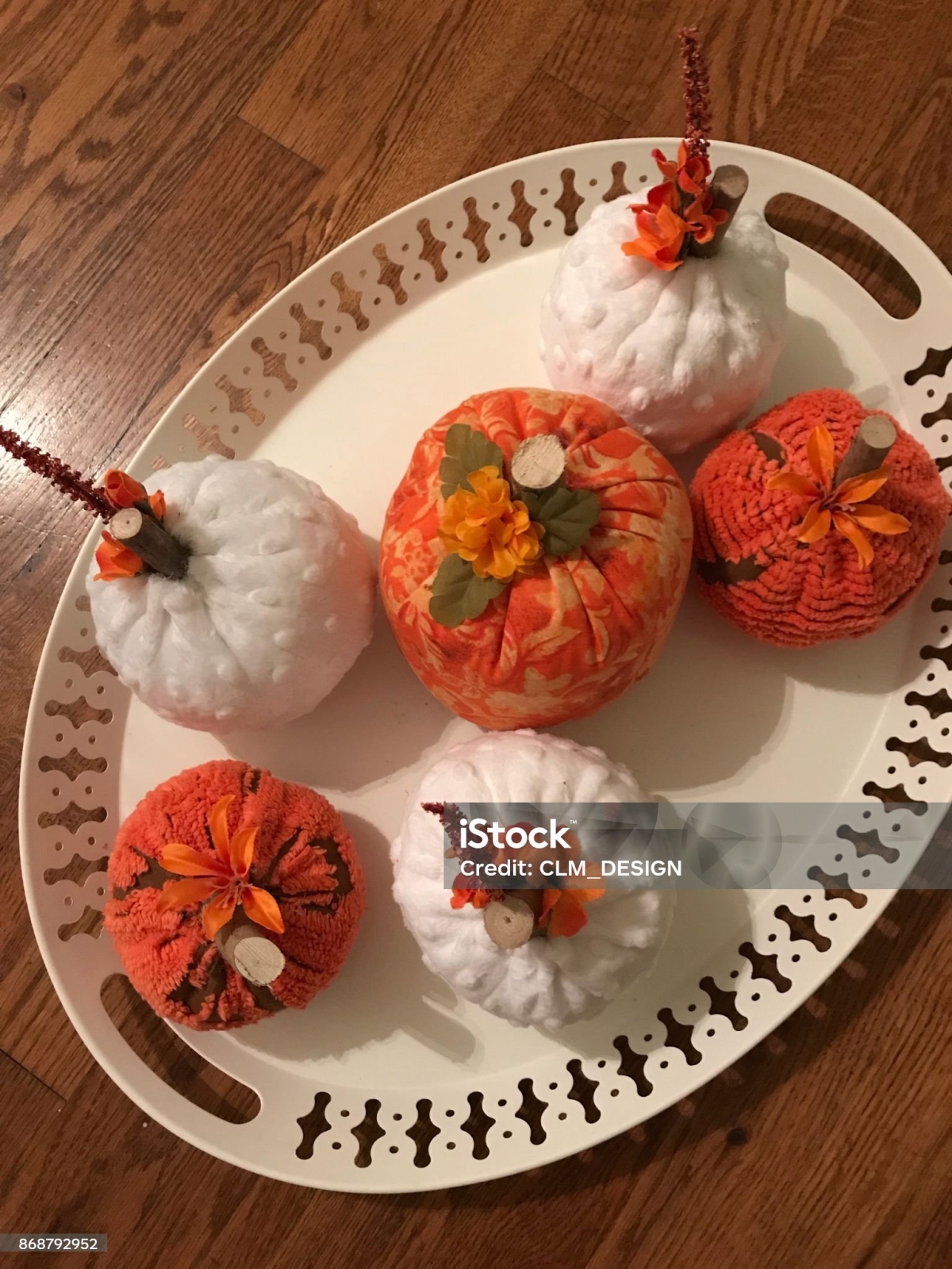 Chenille pumpkins from open source